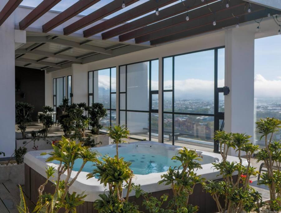 Urban Executive Stay San Jose  Exterior photo