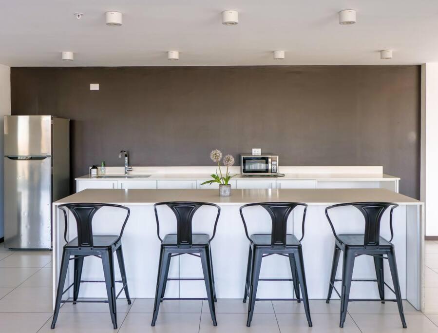 Urban Executive Stay San Jose  Exterior photo